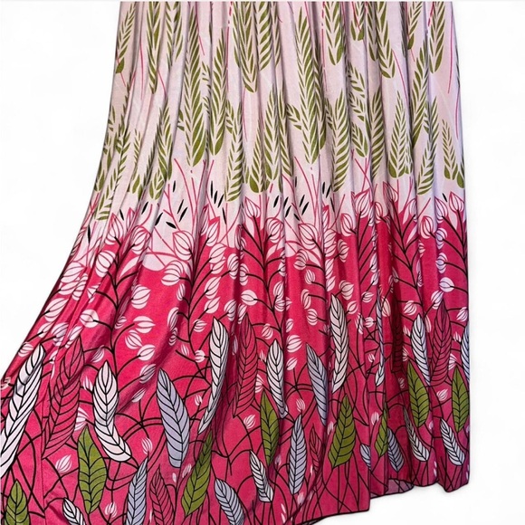 Boho Floral Maxi sundress with a smocked bodice and tie straps size medium large - Picture 2 of 6